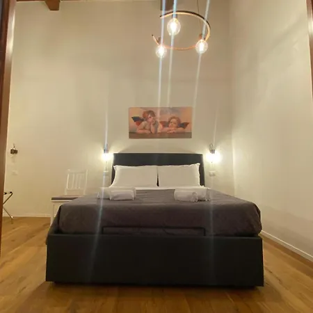 Apartment New Residenza Dei Cerchi Florence